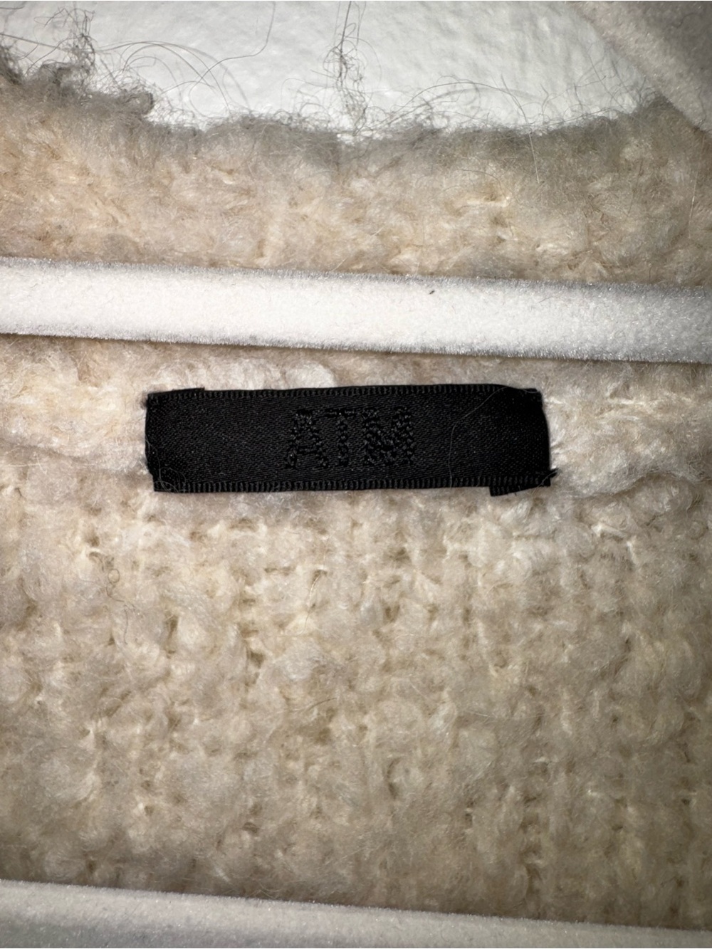 ATM Anthony Thomas Melillo Wool Blend Boucle Cropped Cardigan in Chalk Size XS - Picture 3 of 6